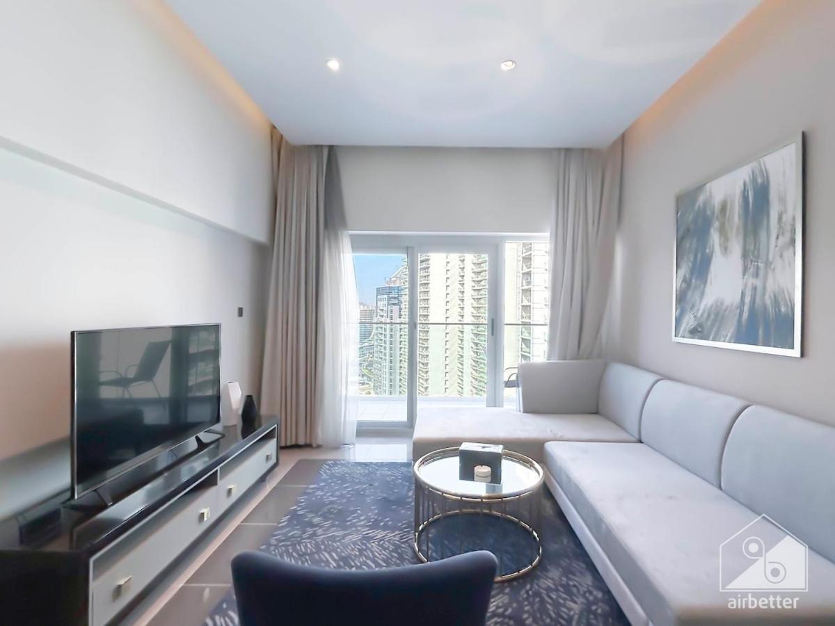 Luxury Stay At Damac Majestine With Balcony & Views Dubai Exterior foto