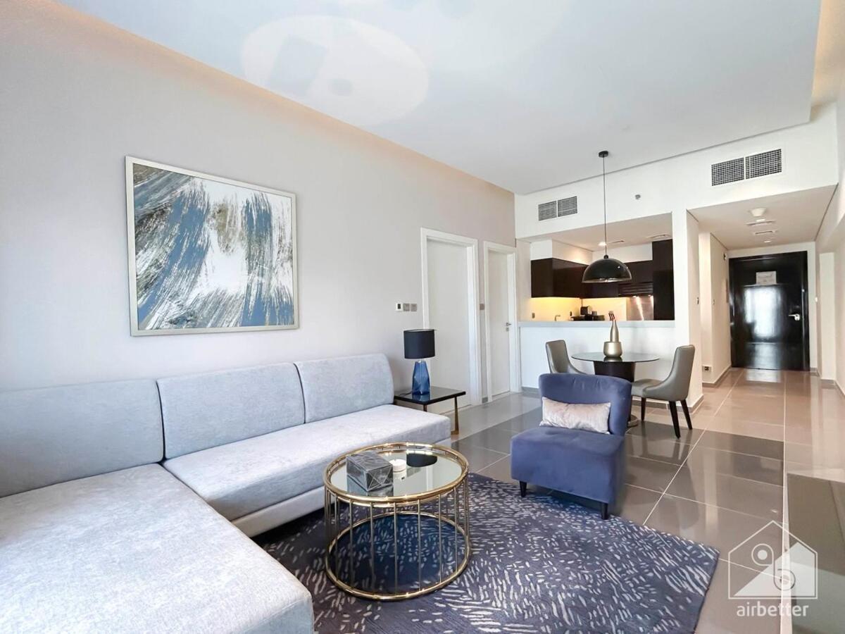 Luxury Stay At Damac Majestine With Balcony & Views Dubai Exterior foto
